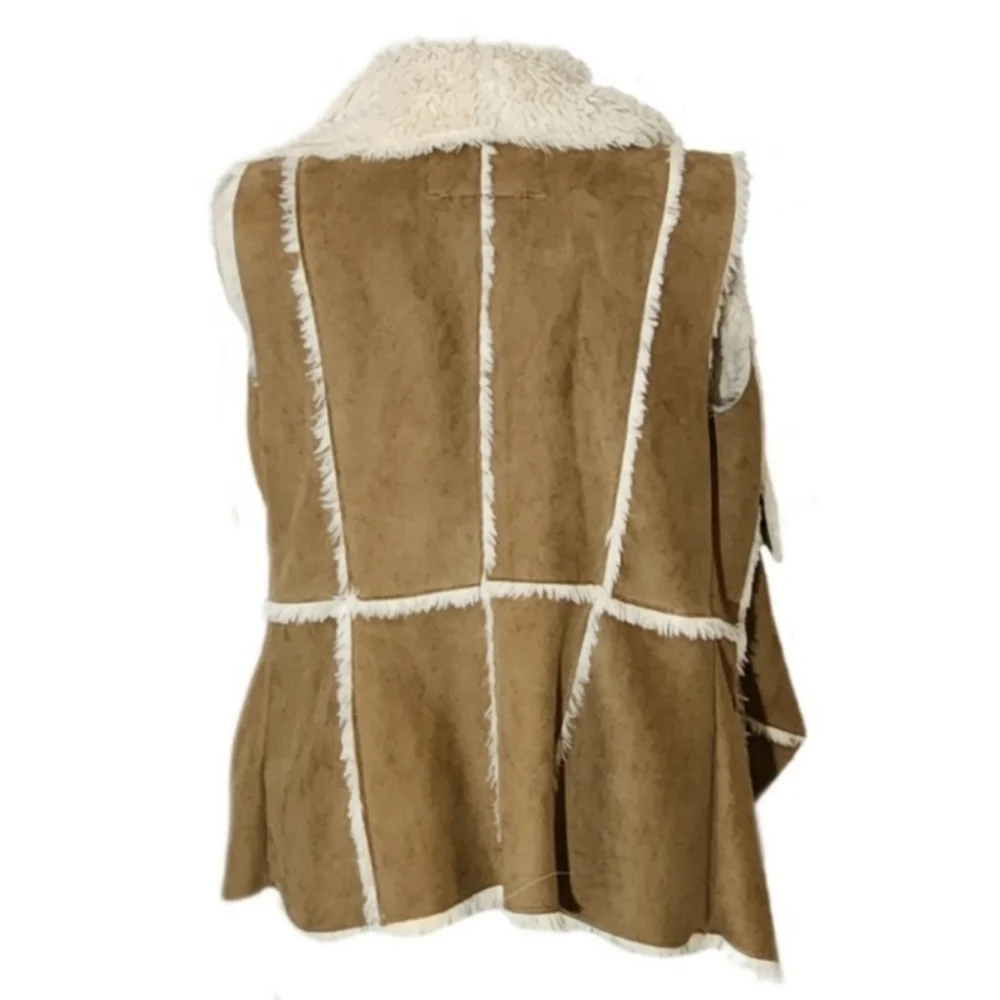 Xhileration Faux Suede & Sherpa Open Vest OS Brown - Picture 8 of 11